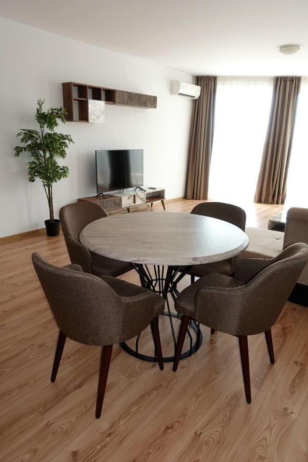 אפרטהוטל סבטי ולאס Millennium Apart Complex מראה חיצוני תמונה