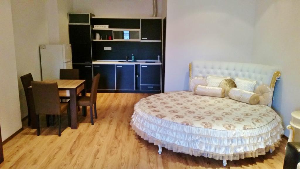 אפרטהוטל סבטי ולאס Millennium Apart Complex חדר תמונה
